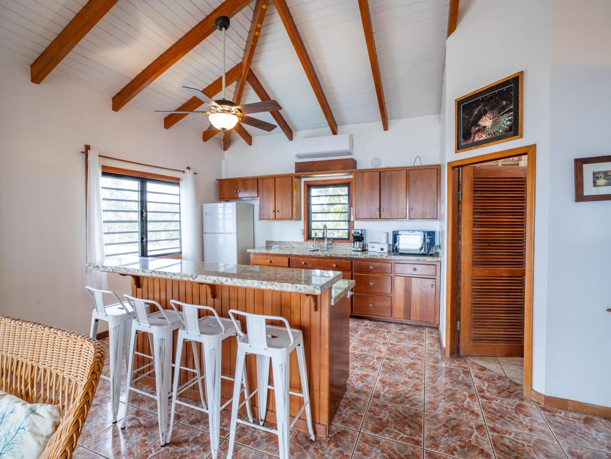Maya Beach Hotel Екстер'єр фото